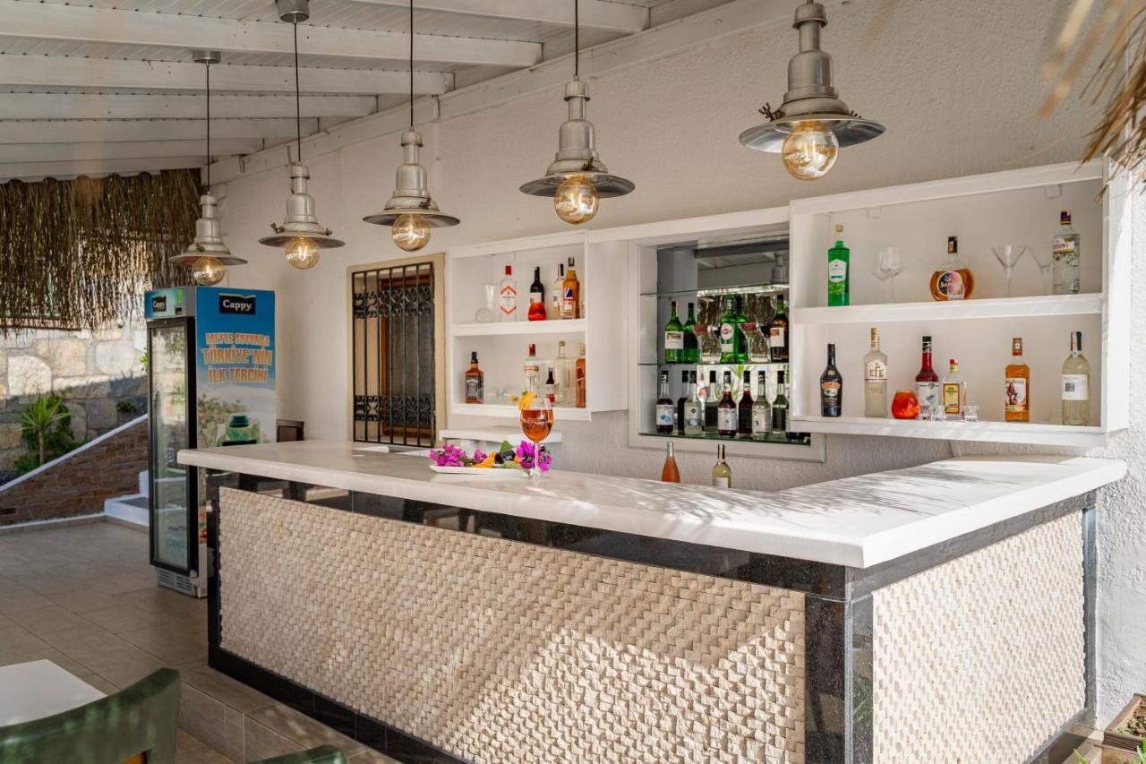 Queen Boutique Hotel Bitez Bagian luar foto
