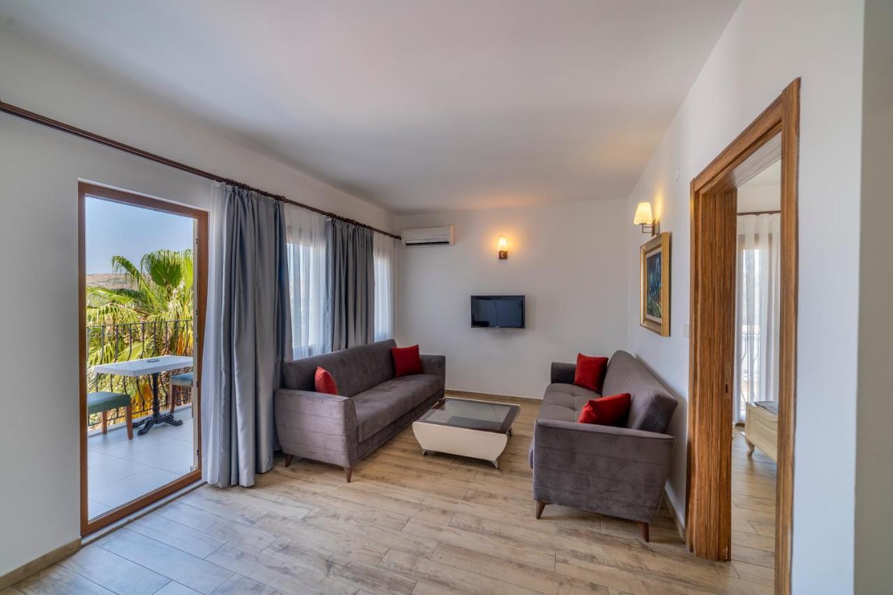Queen Boutique Hotel Bitez Bagian luar foto